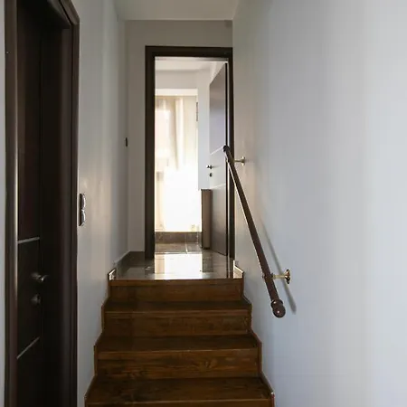 Apartment Stunning City View Apt & Parking Space At Old Town